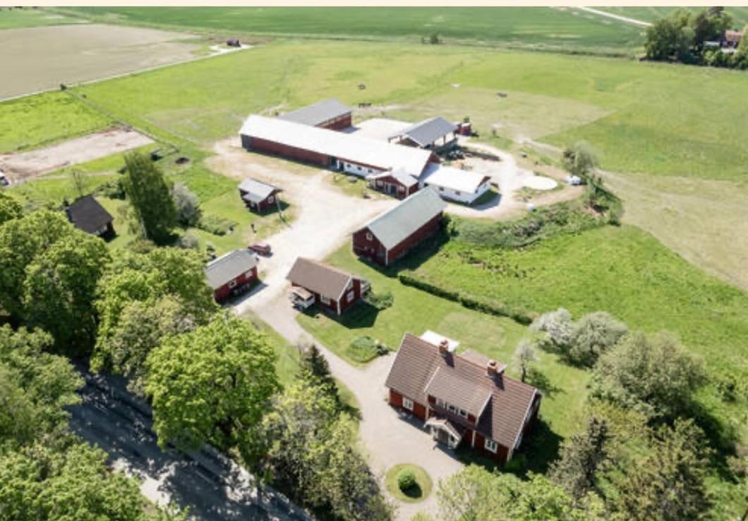 Vallby Farm Camp Örebro Exterior foto